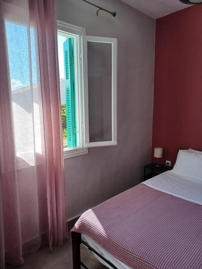 Angie's Hébergement de vacances Lixouri
